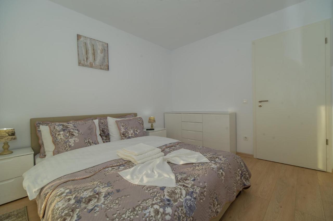 Deluxe Suite Coresi Брашов Екстер'єр фото
